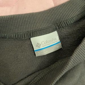 Columbia Sportswear crewneck sweater